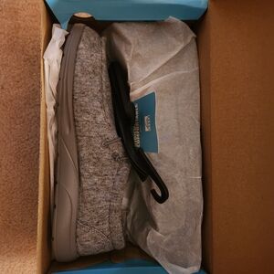 Reef Cushion Comfort Sneakers